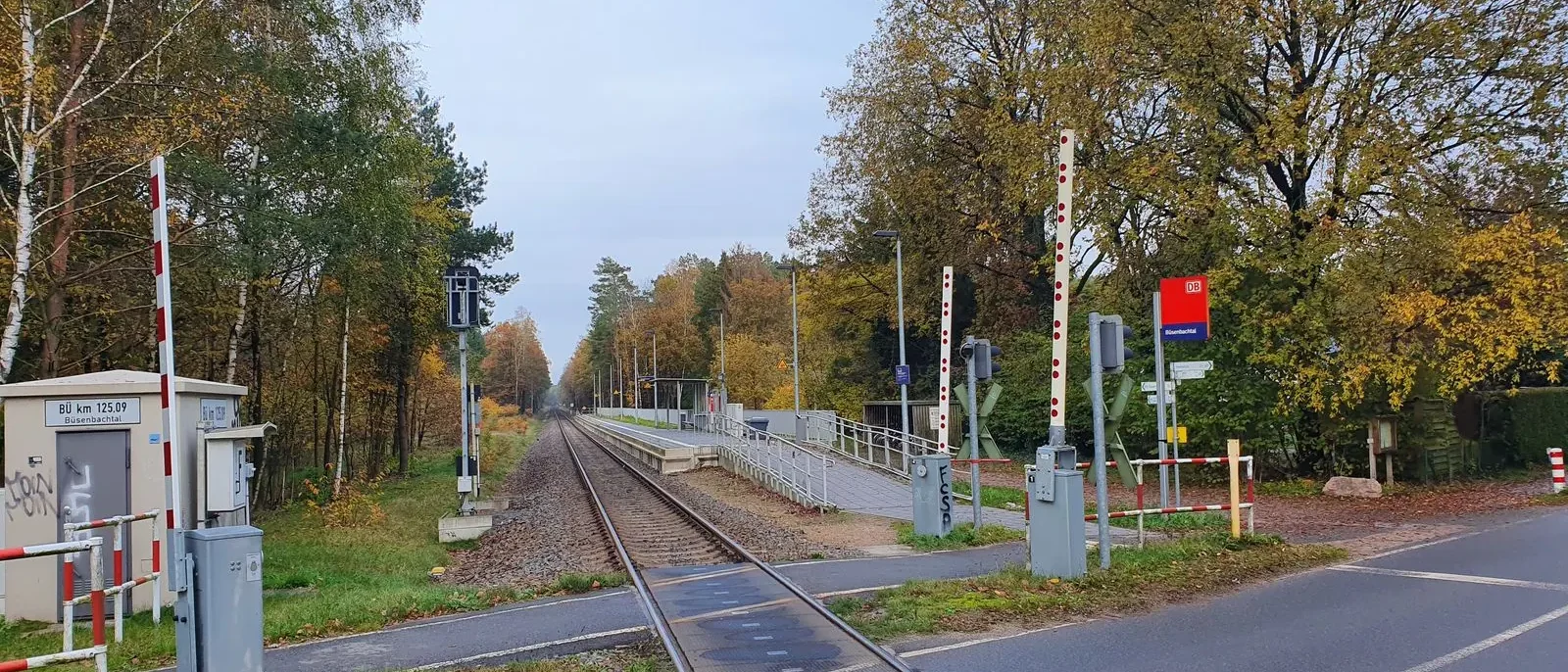 Haltepunkt Büsenbachtal an der Bahnstrecke bei Handeloh im Landkreis Harburg