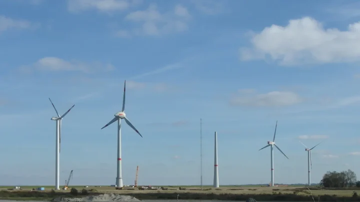 Windenergieanlage im Testfeld bei Cuxhaven