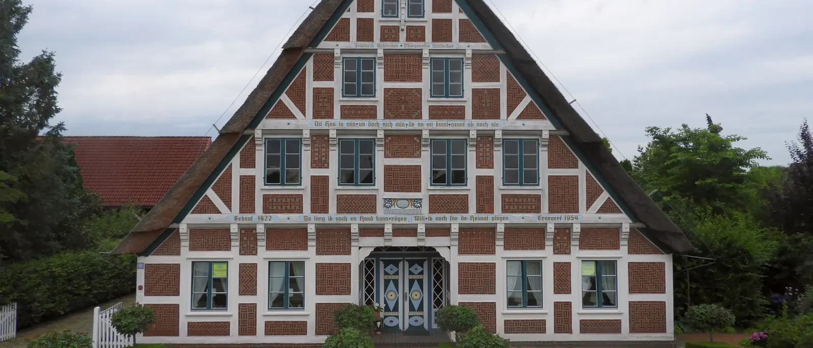 Historisches Altländer Fachwerkhaus am Bergfried in Guderhandviertel im Landkreis Stade